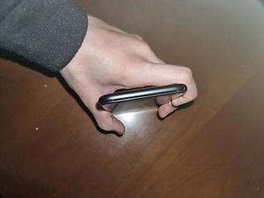 iphone 7 islenmis: IPhone 7, 32 GB, Qara, Barmaq izi — 3