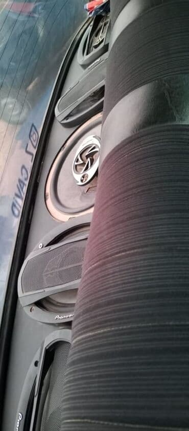 niva 4 qapılı: VAZ (LADA) 2107: 1.6 l | 2005 il 40000 km Sedan — 6