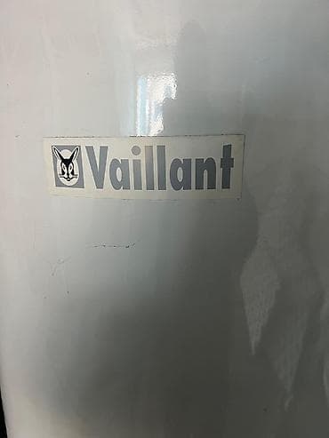 Ütülər və buxarlayıcılar: Ariston 300 l — 2