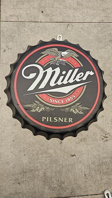 Pub ve barlar ve kafeler ve restoranlar ucun orjinal demir qapaqlar — 2