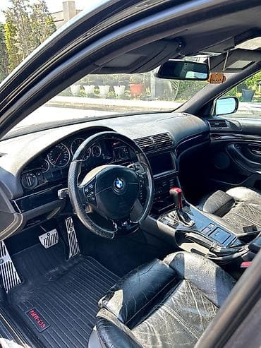 купить бмв: BMW 5 Series E39 sedan – qara rəng, M-paket üslublu eksteryer — 10
