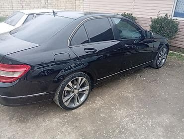 mercedes w211: Mercedes-Benz C 180: 1.8 l | 2008 il Sedan — 9