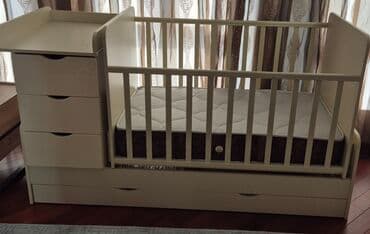 yumru transformer çarpayı: Oğlan və qız üçün, İşlənmiş, Dördbucaq, Beşik, Matras ilə, Yellənmə mexanizm ilə — 1