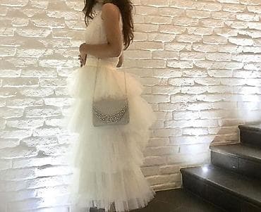 Ağ rəngli ziyafət/gecə libası - Model: çoxqatlı tül ətəkli, beldən — 1