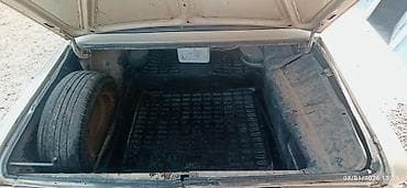 hyundai sonata nece masindir: Vaz-2106 (Jiguli) sedan – bej rəngli, klassik kuzovlu model. Texniki — 7