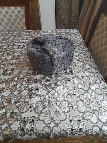 brend geyim: Kürk papaq – kişi üçün, boz rəng - Material: üst hissə sıx, qıvrım — 2