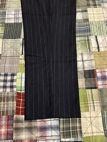 kişi eynəyi: Kişi klassik şalvarı – tünd göy rəngdə, incə şaquli zolaqlı — 10