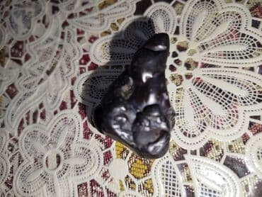 формы для декоративного камня: Məhsul: Qara rəngli dekorativ daşlar (2 ədəd) Təsvir: - Tünd-qara — 2