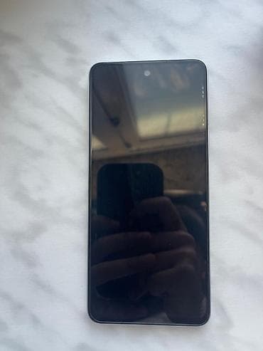 iphone x 32 gb: IPhone 17, Gümüşü — 3