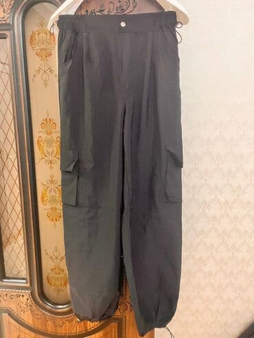 Yeni. etiketli. Qara rəngli unisex cargo şalvar yumşaq material — 1