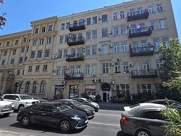 28 may 23 saylı mektebın tamnyanı 25 kv 1 otaq ıkıncı mertebe 700 azn