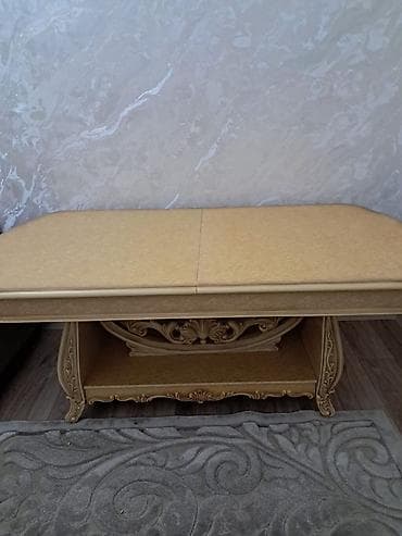 Klassik üslubda dizayn edilmiş açılan masa. - Material: ağac və MDF