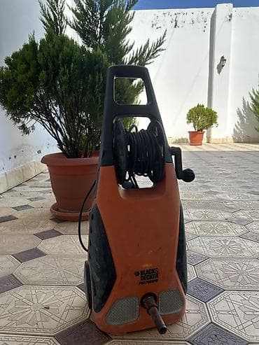 Biznes üçün avadanlıq: Black & Decker PWT1000SPM yüksək təzyiqli yuyucu - Güclü — 1