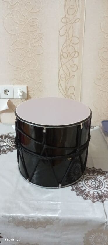 CD, DVD disklər və kassetlər: Nağara az işləmiş təcili satılır 120 azn tel 0516126000 — 1