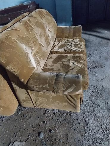 Digər mebel: Biri 20 azn.açılıb taxt kimi olur — 2