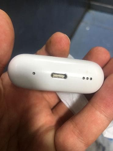 🍎 Apple AirPods Pro 2 (USB-C) Original Satılır. Qulaqlıq tam işlək