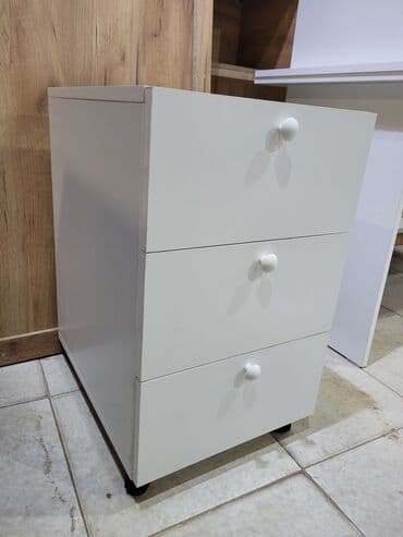 bərbər şkafı: Tunbucka Yenidir hundurluk 60 sm derinlik 50 sm eni 40 sm unvan — 1