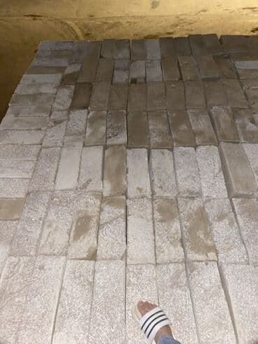 Ağlay: Təbii daş/briket tipli təmir-tikinti materialı - Material: təbii — 1