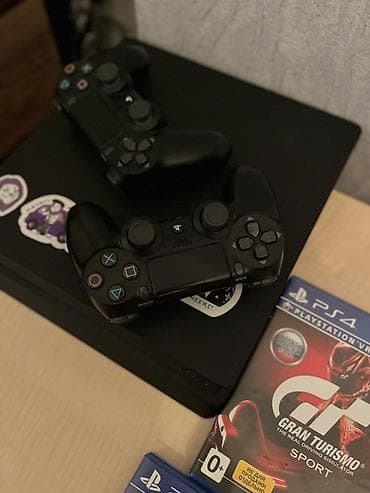 Elektronika: PlayStation 4 Slim 1tb oyun konsolu paketi Komplekt: - PS4 Slim (qara — 1