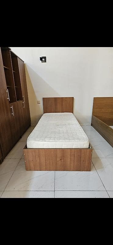 İşlənmiş, Təknəfərlik çarpayı, Bazasız, Matras ilə, Siyirməsiz