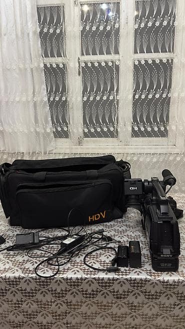 qara çanta: Sony HD peşəkar videokamera dəsti Məhsulun adı/modeli: Sony — 2