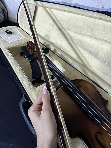 🎻 3/4 ölçülü original skripka satılır Skripka şəxsi istifadə olunubvə — 2