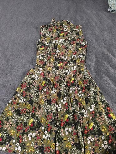 first class form tea qiyməti: Красное платье, размер М, цена -30 манат, сарафаны, размер S, цена 20 — 3