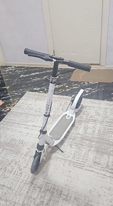 qaçış aparatı satış: Şəhər üçün böyük təkərli skuter - Rəng: ağ, qara detallarla - — 4
