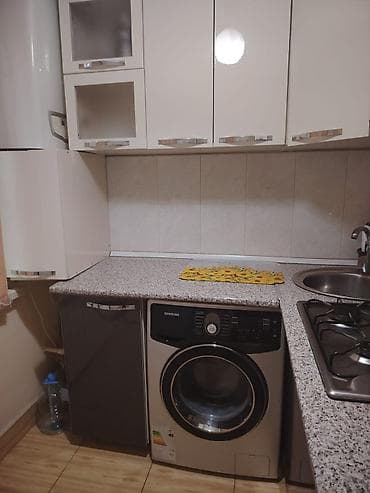 1: Mənzilin təsviri - Geniş, işıqlı zal: Kristal çilçıraq, iri pəncərəli — 7