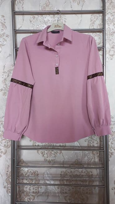 Baş geyimləri: Qadın köynəkləri – 3 model 1) Açıq çəhrayı köynək - Klassik yaxalıq — 1