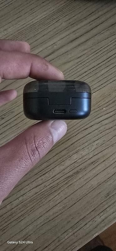 Техника и электроника: Б/у Беспроводные (Bluetooth) Наушники, Samsung, цвет - Черный — 1