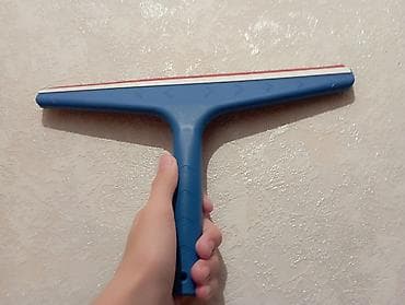 döşeme silen: Şüşə və səthlər üçün su çəkəni (skrej).Barter edilir.(Bakı şəhəri — 1
