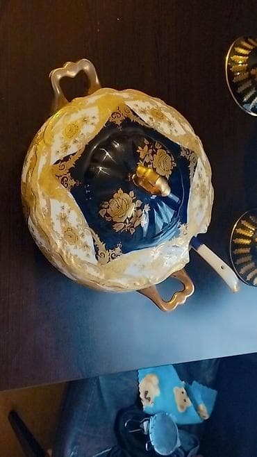 2ci əl unitaz: Qızılı naxışlı dekorativ porselen meyvə qabları dəsti - 2 ədəd ayaqlı — 9