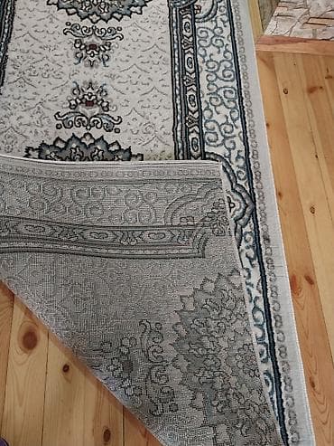 Şəkillər, tablolar: Xalça Kredit yoxdur — 2