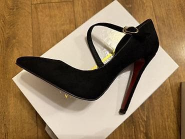 Кроссовки и спортивная обувь: Размер: 36, цвет - Черный, Б/у — 1