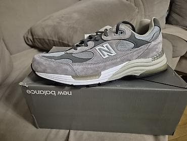 çəhrayı ayaqqabılar: New Balance 992 “Made” – boz/gümüş rəng palitrası ilə ikonik model — 6