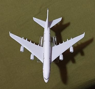 maket: Təyyarə France A380 model təyyarə maket. Metro stansiyalarının — 2