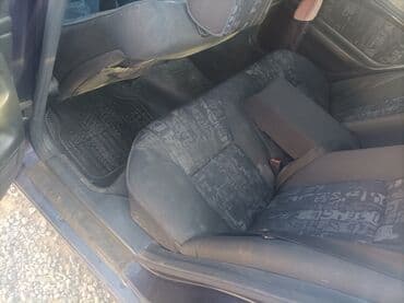 mersedes masini: Mercedes-Benz E-Class: 2.3 l | 1996 il Sedan — 15