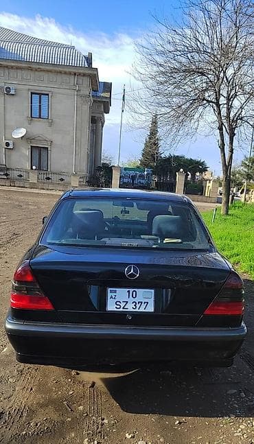 rul satisi: Mercedes-Benz C 200: 2 l | 1998 il Sedan — 2