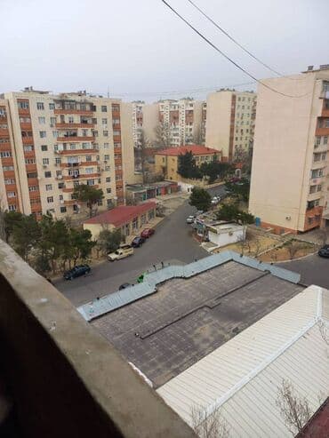 9 ci mikrorayon satilan evler: Bakı, 2 otaqlı, Köhnə tikili, 57 kv. m — 6