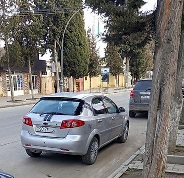 byd qin plus: Chevrolet Lacetti xecbek -bir tek kosmetik isi var .başga otur sur — 1