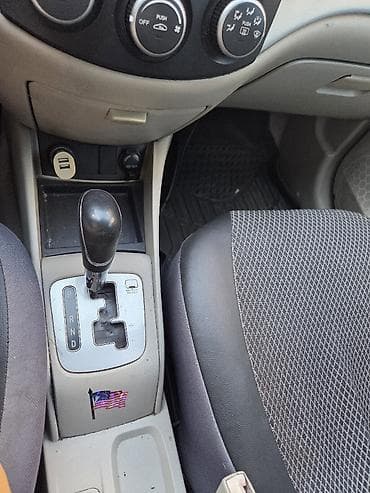prius qapi: Changan Alsvin V5: 1.5 l | 2013 il 204885 km Sedan — 10