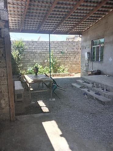 bina az berde: 4 otaqlı, 180 kv. m, Orta təmir — 2
