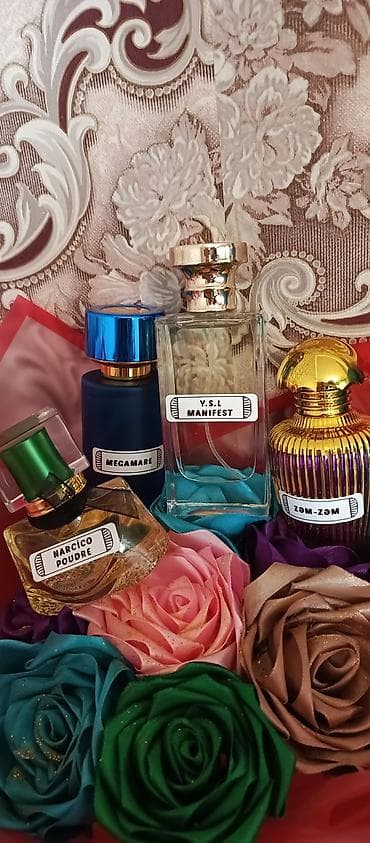 Qadın ətirləri dəsti Hamsi birlikde 55 azn catdrlma pulsz Məhsul