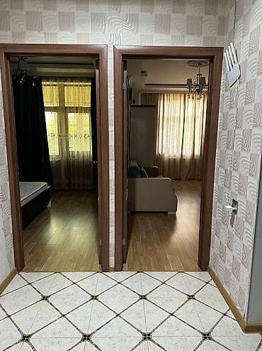 20 yanvar ev: Ev, AAAF Park-da 6 mərtəbəli binanın 2-ci mərtəbəsin də yerləşir. Tam — 5