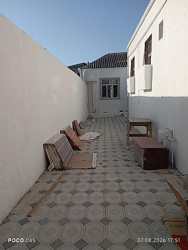 modern evler: Makler yazmasin emircanda 3 otaqli heyet evi satılır ev kursuludu — 3