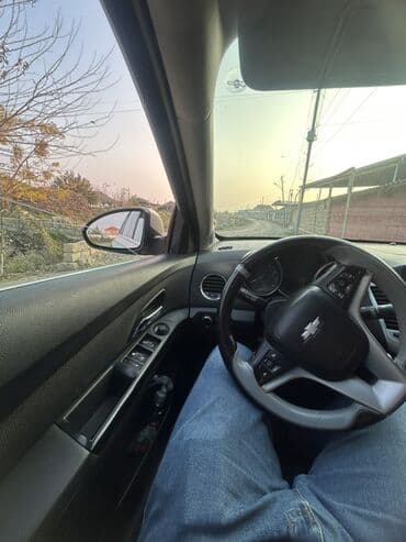 опель зафира а: Chevrolet Cruze: 1.4 л | 2014 г. Седан — 3