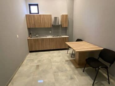 недвижимость в азербайджане купить: Cox gozel gedis gelisli insanlarin gedis gelis yolunun uzerinde tam — 2