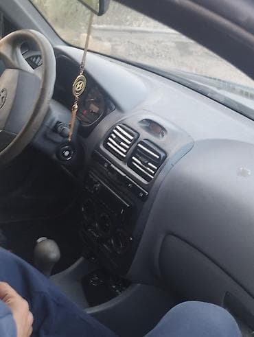 hyundai accent 2007: Hyundai Accent sedan – qara rəng Texniki xüsusiyyətlər və təchizat: - — 2