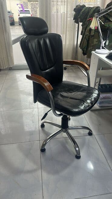 kresloların satışı: İşlənmiş — 1